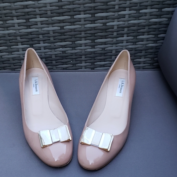 L.K Bennett nude patent leather metal bow pumps - Picture 1 of 6